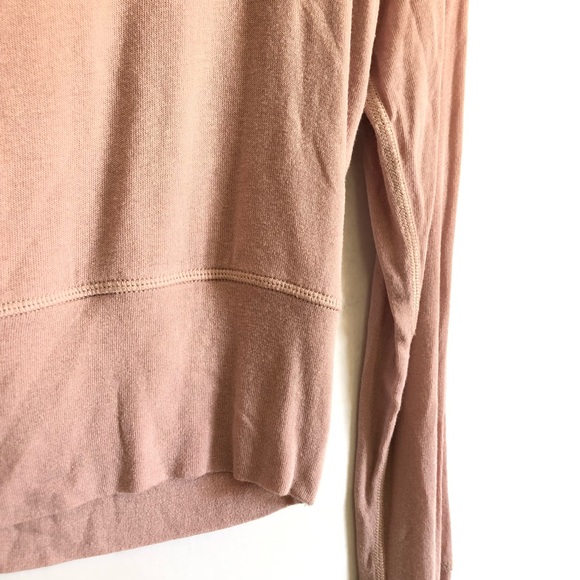 BCBGMaxAzria Blush Long Sleeve Crop Top - Picture 2 of 6